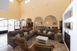 Chalet en venta en Lora del Río