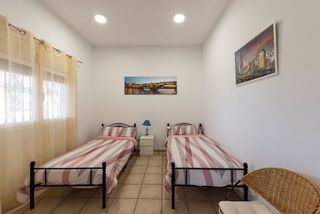 Chalet en venta en Lora del Río