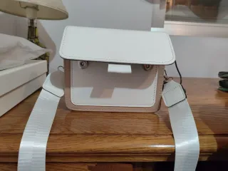 Bolso bandolera blanco y rosa