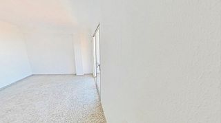 Piso en venta en Parque Victoria Eugenia en Málaga