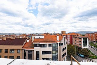 Piso en venta en Ceares en Gijón