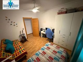 Piso en venta en Franciscanos en Albacete