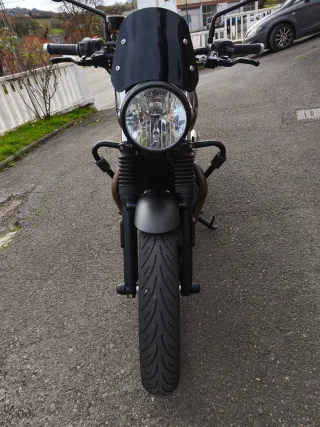 Triumph Street Twin 900 2022