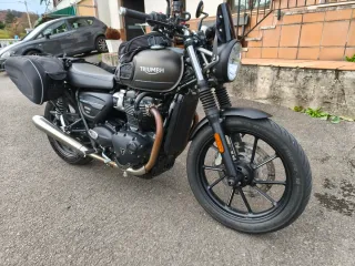 Triumph Street Twin 900 2022