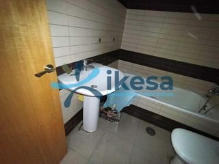 Piso en venta en Linares