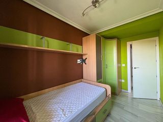 Dúplex en venta en Renfe - Bulevar 1º y 2º Fase en Jaén