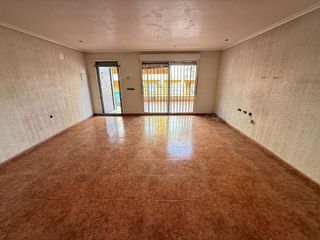 Chalet en venta en Catral