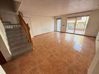 Chalet en venta en Catral