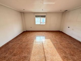 Chalet en venta en Catral