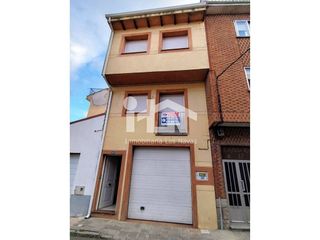 Casa en venta en Navas del Marqués (Las)