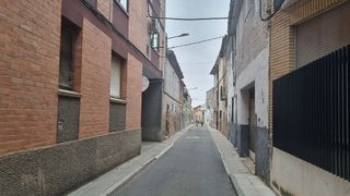 Chalet en venta en Alagón