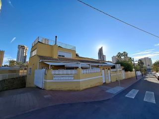 Casa adosada en venta en Cala de Finestrat en Finestrat