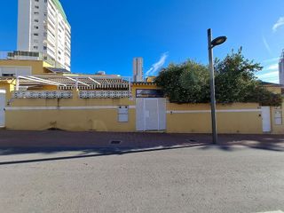 Casa adosada en venta en Cala de Finestrat en Finestrat