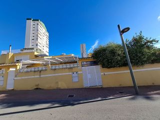Casa adosada en venta en Cala de Finestrat en Finestrat