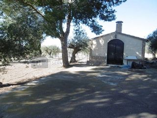 Chalet en venta en Yecla