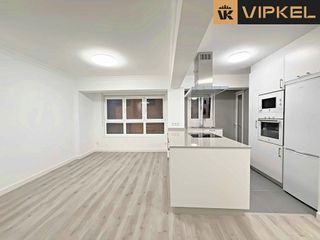 Piso en venta en Centro en Ferrol