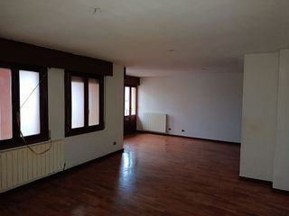 Piso en venta en Haro