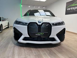 BMW i7 2023
