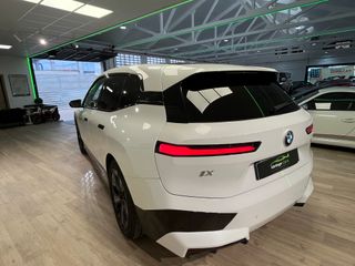 BMW i7 2023