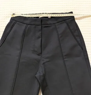 Pantalón azul Mango