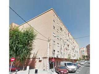 Piso en venta en Artigas - Llefià en Badalona