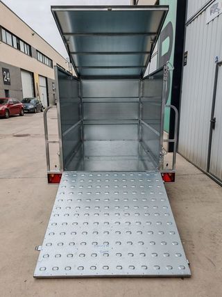 NUEVO: Remolque cerrado y galvanizado