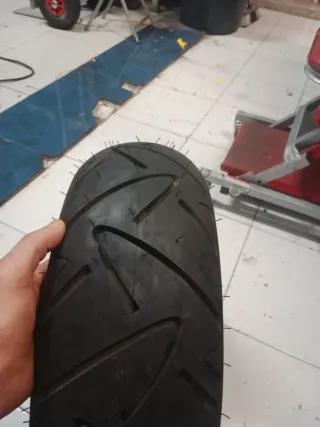 Ruedas de moto las 2 por 75 eu