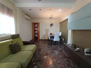 Casa adosada en venta en Hellín