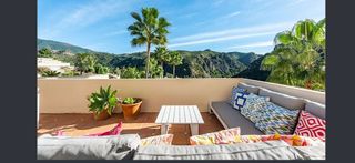 Casa adosada en venta en Benahavís