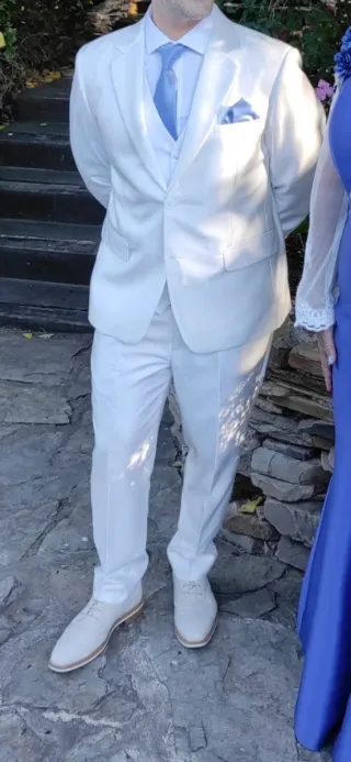 Traje de Novio Blanco