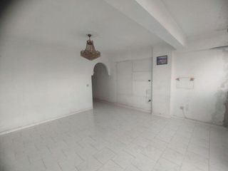 Piso en venta en Parque Ayala - Jardín de la Abadía - Huelín en Málaga