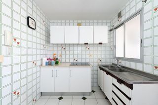 Piso en venta en Parque Mediterráneo - Santa Paula en Málaga