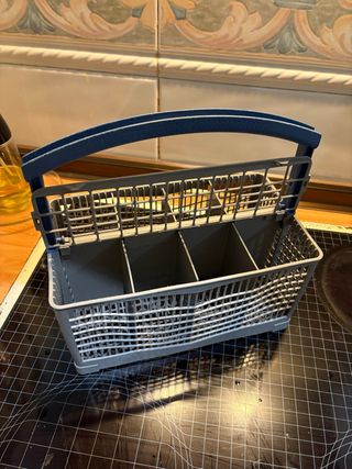 Cestillo lavavajillas Balay