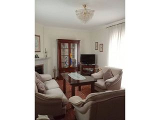 Casa en venta en Lucena
