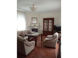 Casa en venta en Lucena