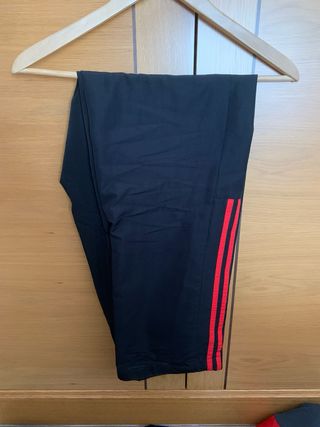 Chándal Adidas Rojo y Negro