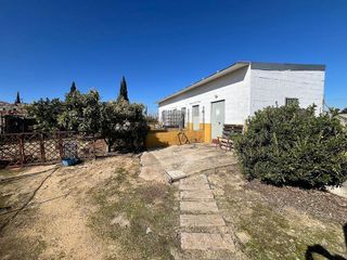 Chalet en venta en Sanlúcar la Mayor