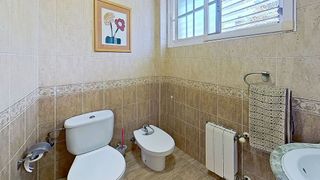 Casa adosada en venta en La Malva-rosa en Valencia