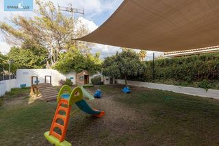 Chalet en venta en Ogíjares