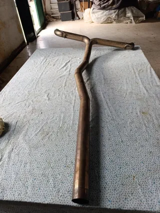 Escape artesanal Mercedes A45 AMG