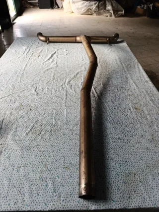 Escape artesanal Mercedes A45 AMG