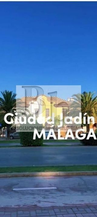 Piso en venta en Barrio de Ciudad Jardín en Málaga