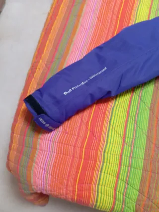 Chaqueta Izas Yangra Trekking Morada . Talla 12