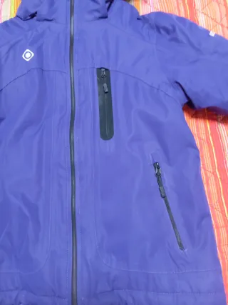 Chaqueta Izas Yangra Trekking Morada . Talla 12