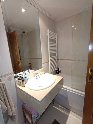 Piso en venta en El Polígono en Gijón