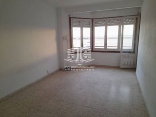 Piso en venta en Roquetes