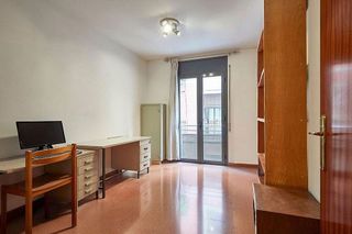 Piso en venta en El Raval en Barcelona