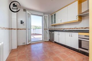 Casa pareada en venta en Cenes de la Vega