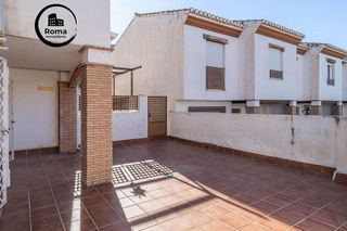 Casa pareada en venta en Cenes de la Vega