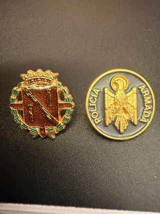 Lote de pines Guardia Civil y Policía